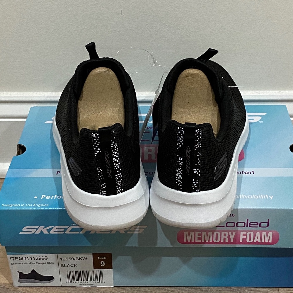 Skechers Air-Cooled Memory Foam - Picture 2 of 7